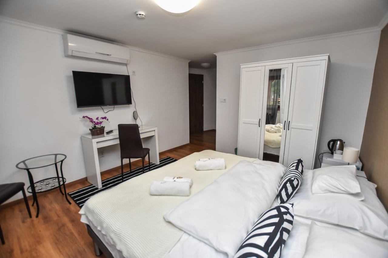 E-Vasko Panzio Borpince Bed & Breakfast Токай Екстериор снимка