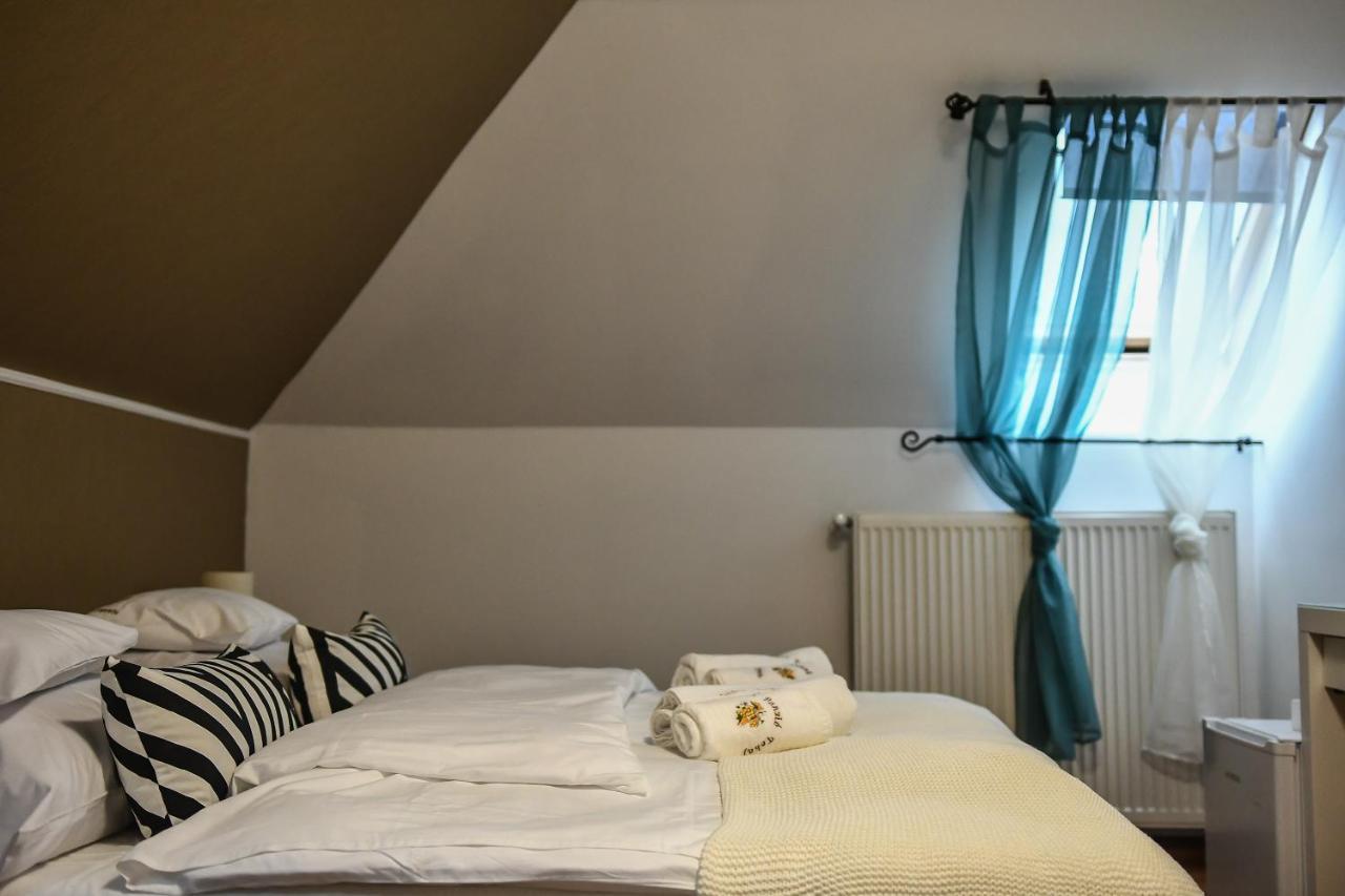 E-Vasko Panzio Borpince Bed & Breakfast Токай Екстериор снимка